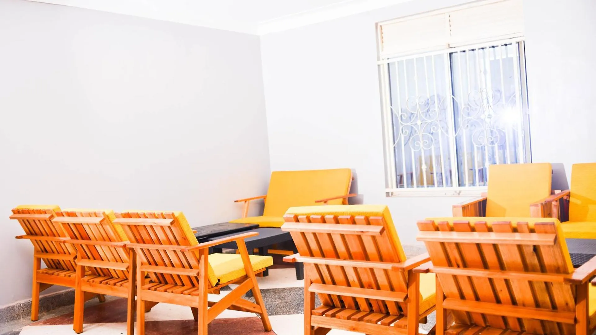 Ual Hotel Kampala